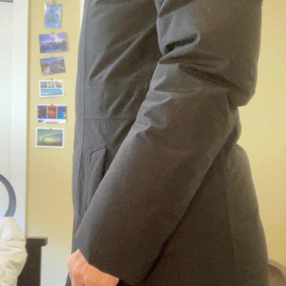 The North Face Women’s Arctic Parka - Made in Bangladesh - Picture 7 of 12